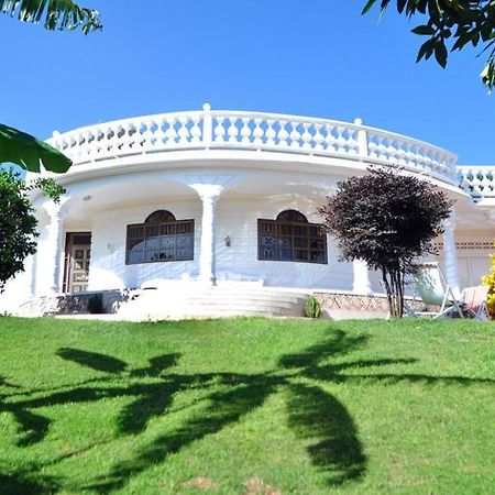 Plot 4 Kavuma Close Villa Kampala Ngoại thất bức ảnh
